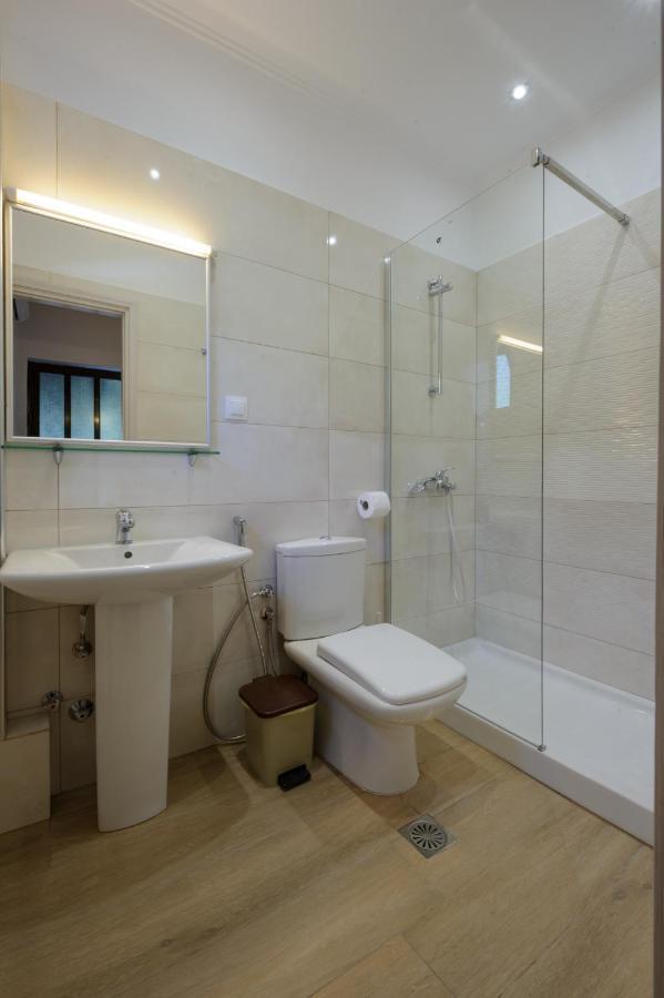Elias & Vasili House Hotel อายีโอส เยออร์ยิโอส ปากอน ภายนอก รูปภาพ