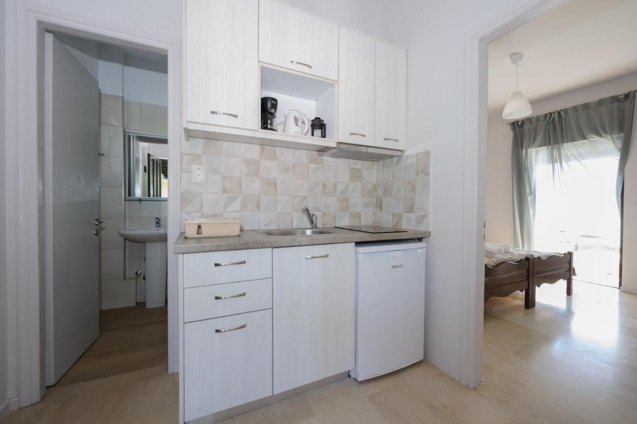 Elias & Vasili House Hotel อายีโอส เยออร์ยิโอส ปากอน ภายนอก รูปภาพ