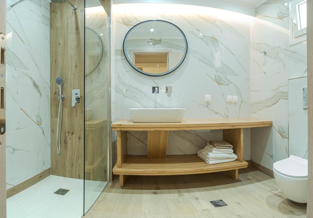 Elias & Vasili House Hotel อายีโอส เยออร์ยิโอส ปากอน ภายนอก รูปภาพ