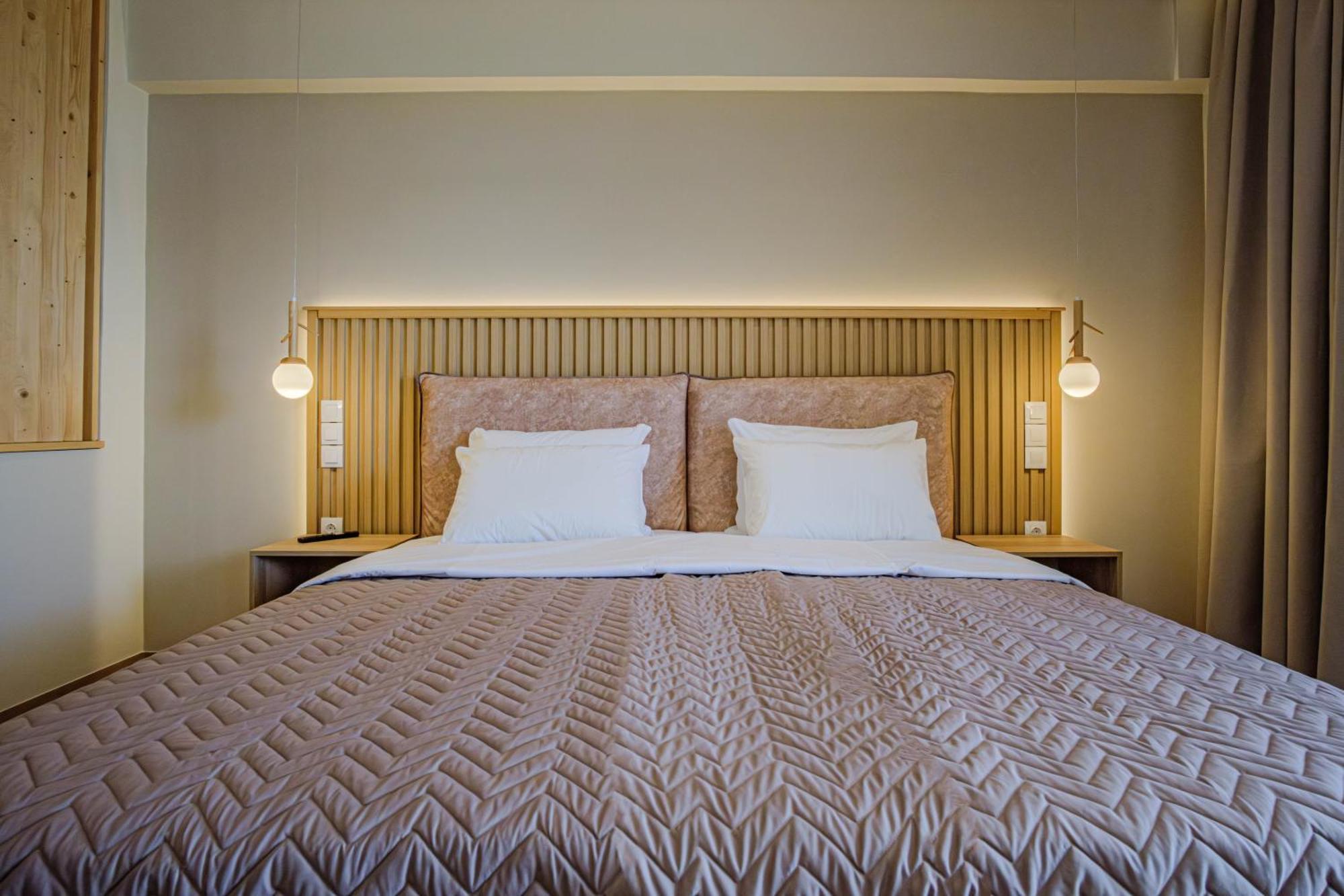 Elias & Vasili House Hotel อายีโอส เยออร์ยิโอส ปากอน ภายนอก รูปภาพ