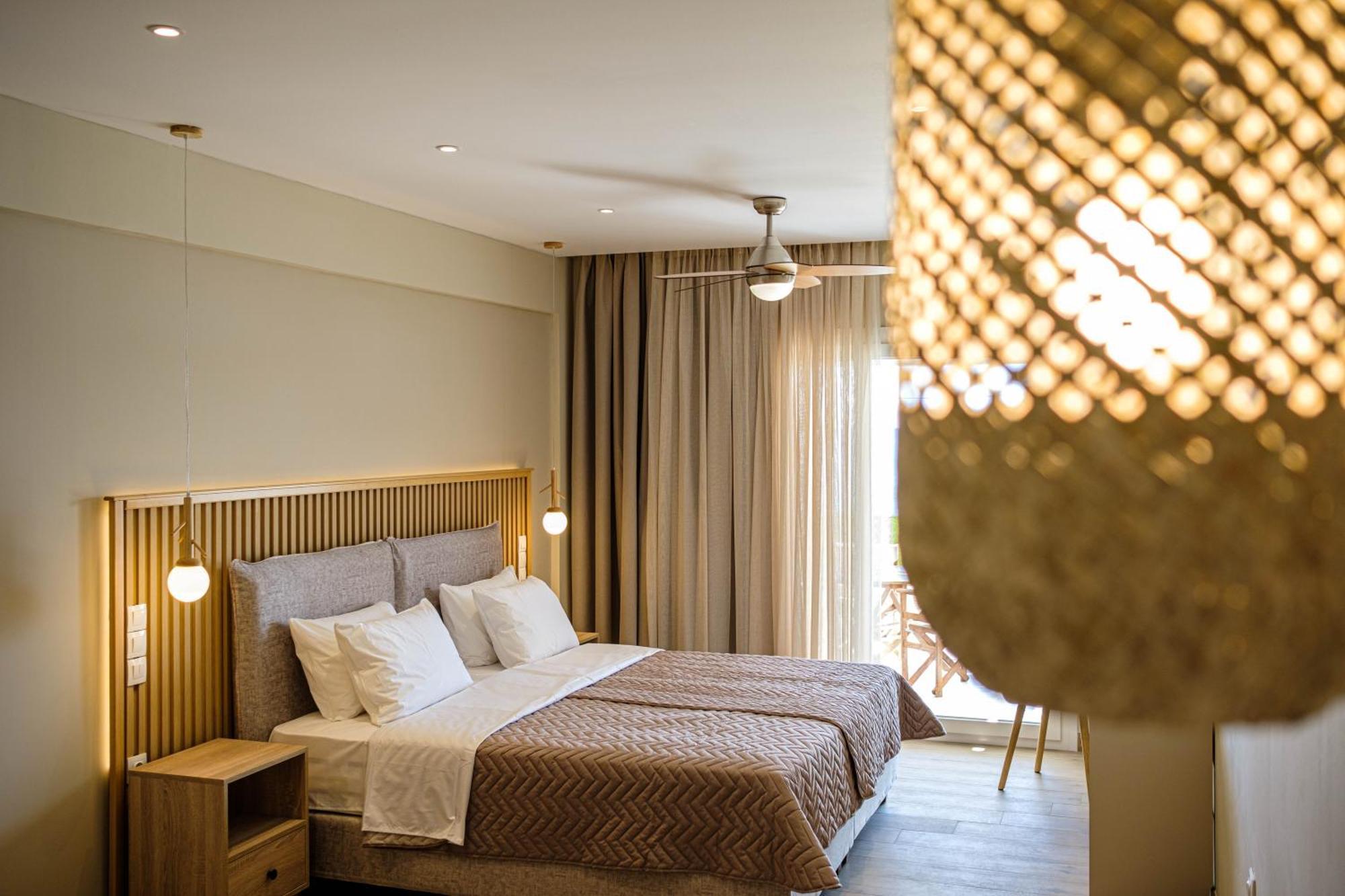 Elias & Vasili House Hotel อายีโอส เยออร์ยิโอส ปากอน ภายนอก รูปภาพ