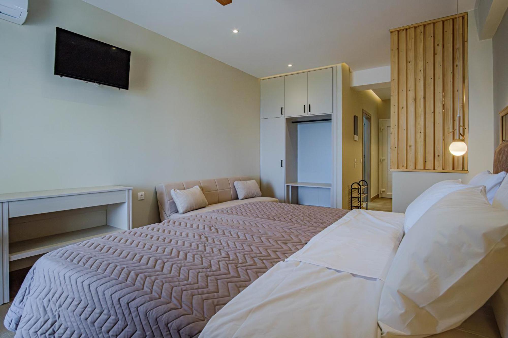 Elias & Vasili House Hotel อายีโอส เยออร์ยิโอส ปากอน ภายนอก รูปภาพ